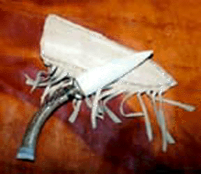 knife2blarge.gif (50960 bytes)